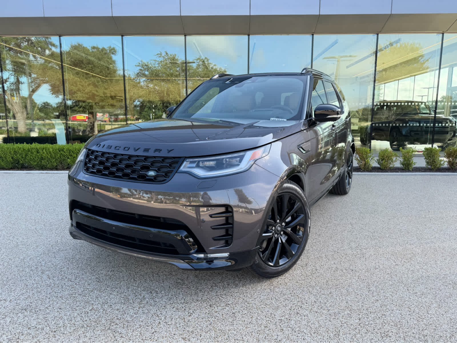 New 2026 Discovery Dynamic SE