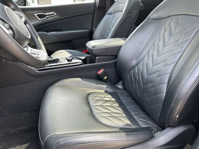 Used 2023 Green Kia X-Line image 15