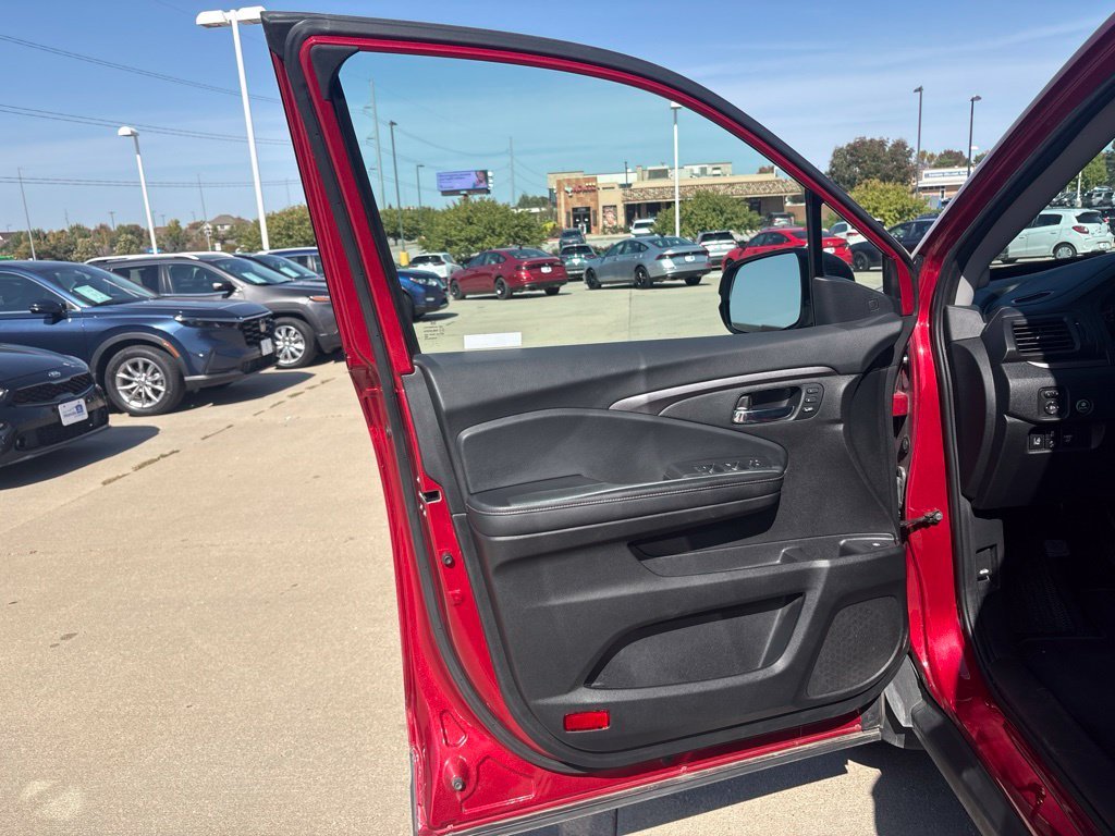 Certified Used 2023 Red Honda RTL image 9