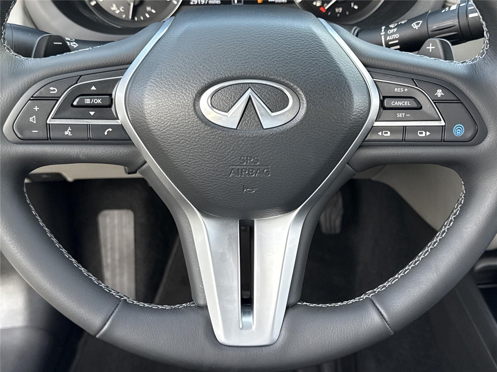 Used 2023 Radiant White INFINITI SENSORY image 12