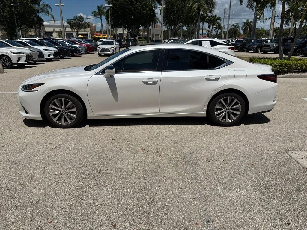 Certified Used 2020 White Lexus 350 image 7