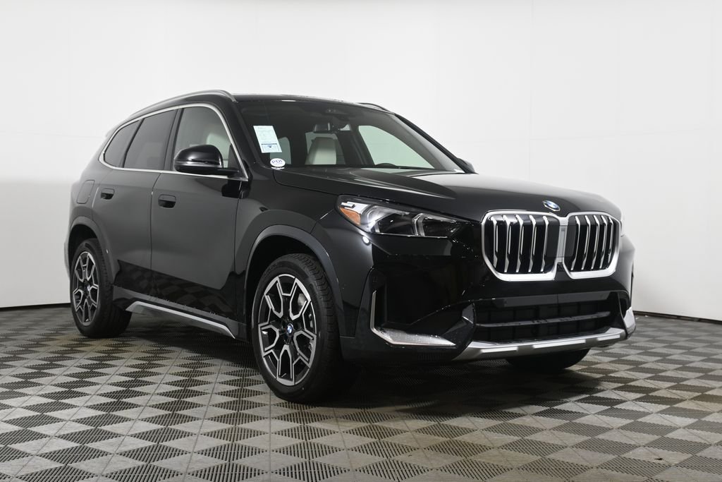 New 2026 Jet Black BMW xDrive28i image 9