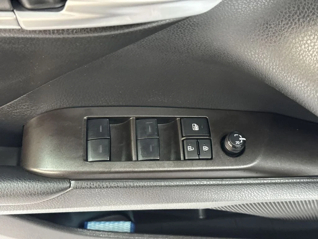 Used 2024 Ice Toyota SE image 15