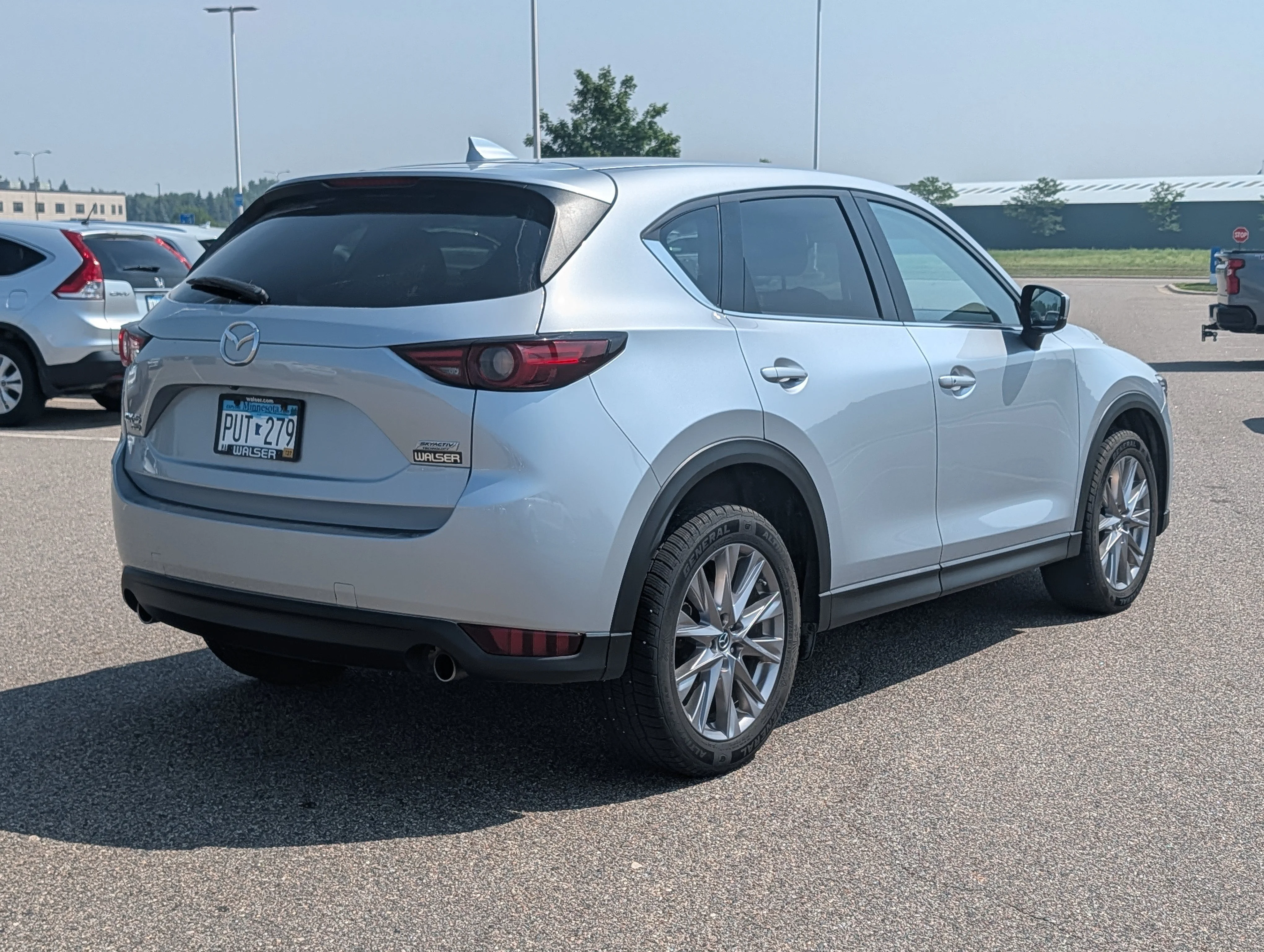 Used 2019 Sonic Silver Metallic Mazda Grand Touring image 4