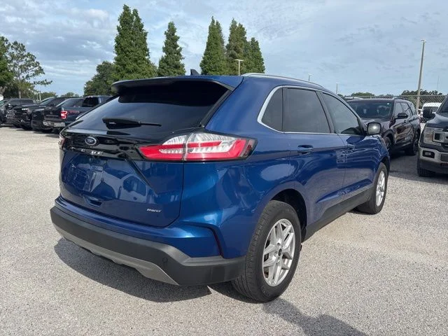 Used 2023 Blue Ford SEL image 5