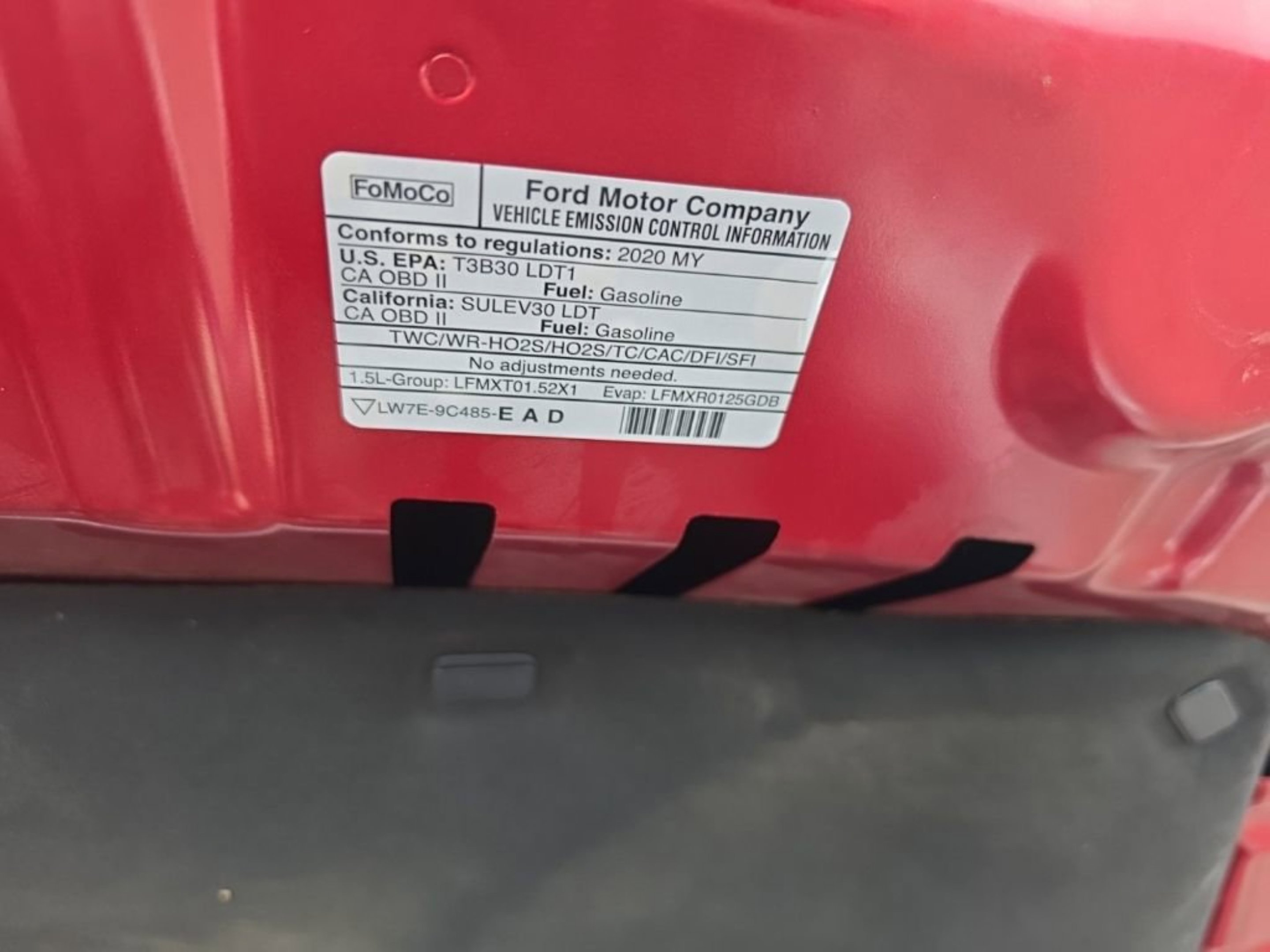 Used 2020 Red Ford SE image 30