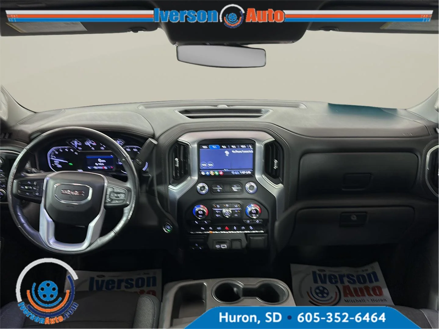 Used 2020 Cardinal Red GMC SLE image 24