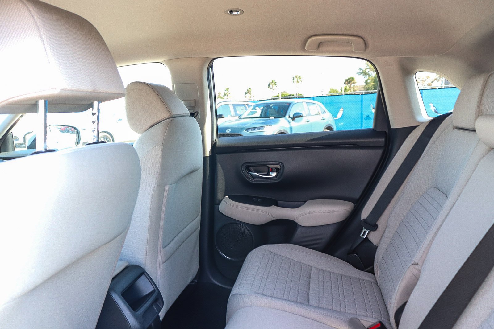 New 2027 Platinum White Pearl Honda LX image 20