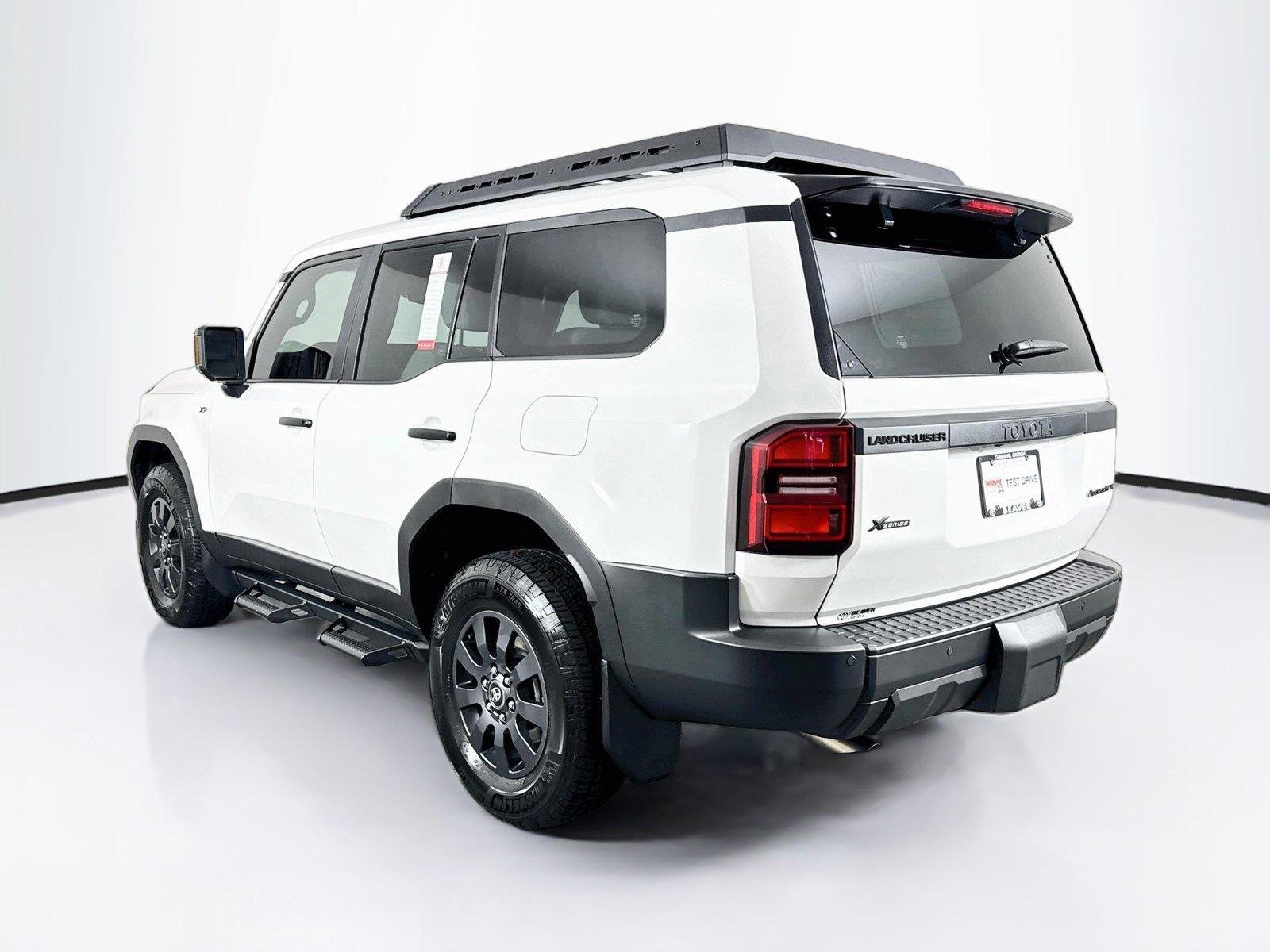 Used 2026 Ice Cap Toyota 1958 image 13