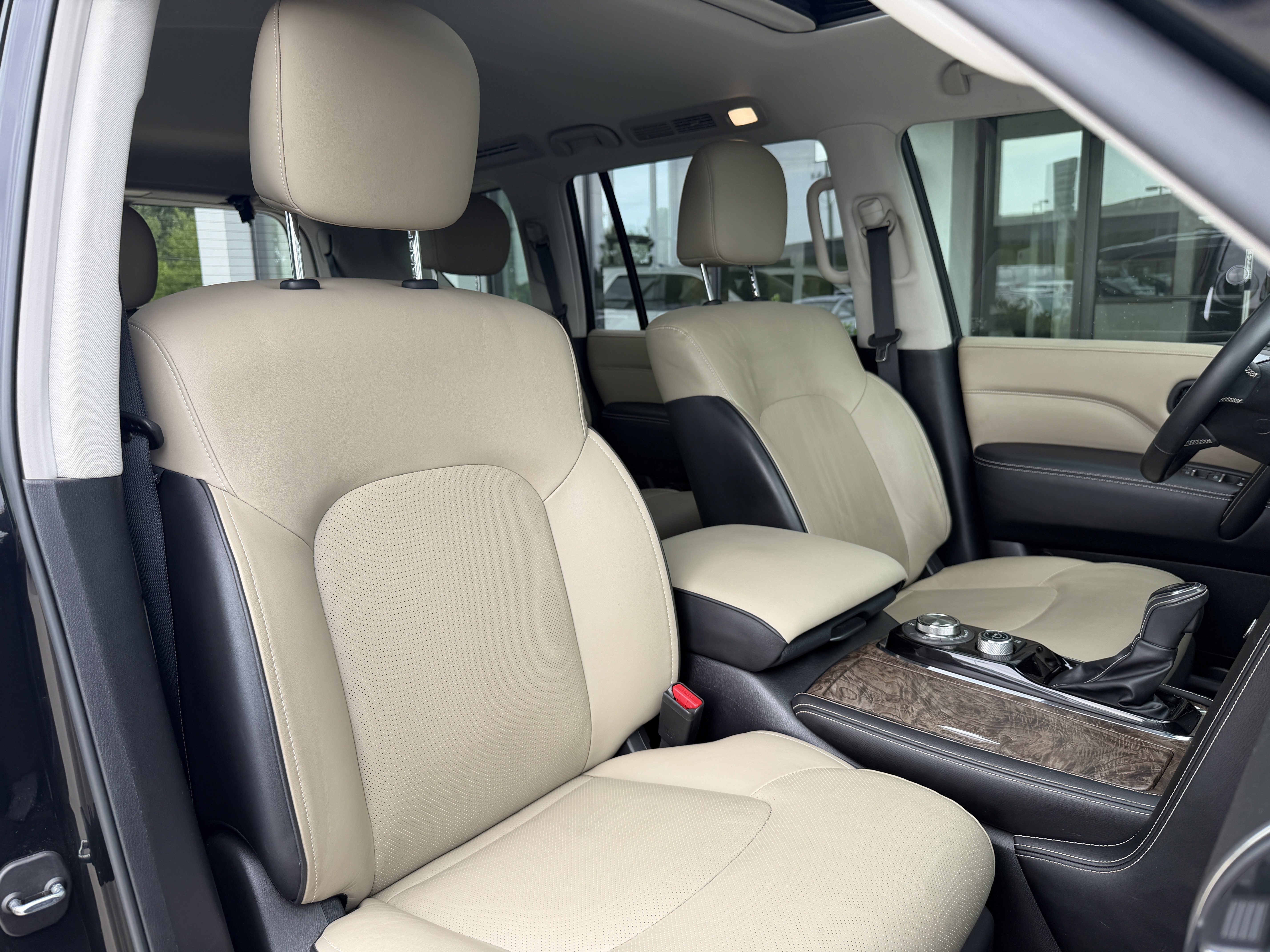 Used 2021 Mineral Black INFINITI Premium Select image 23