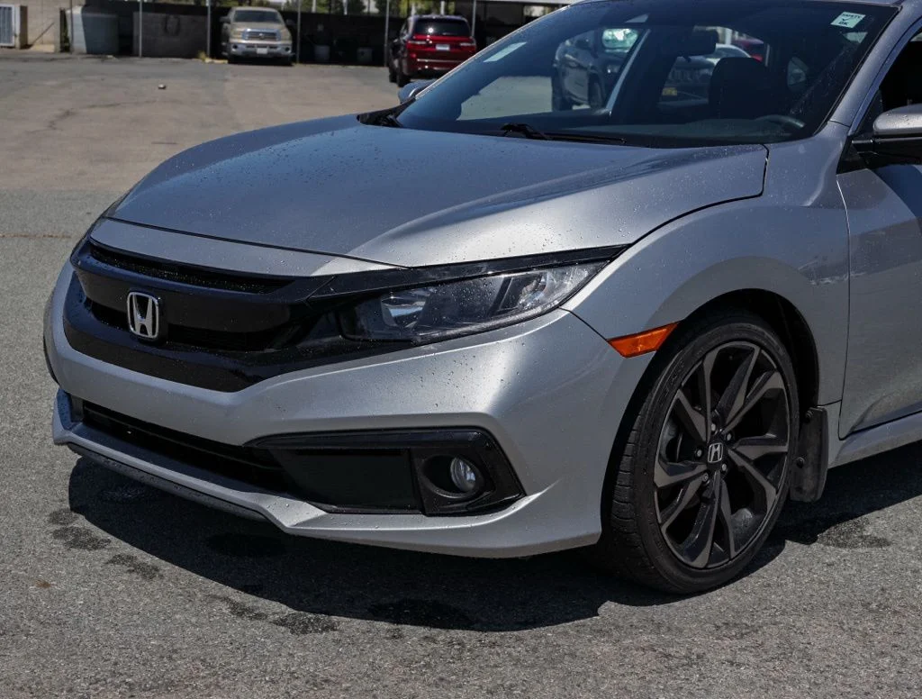 Used 2021  Honda Sport image 9