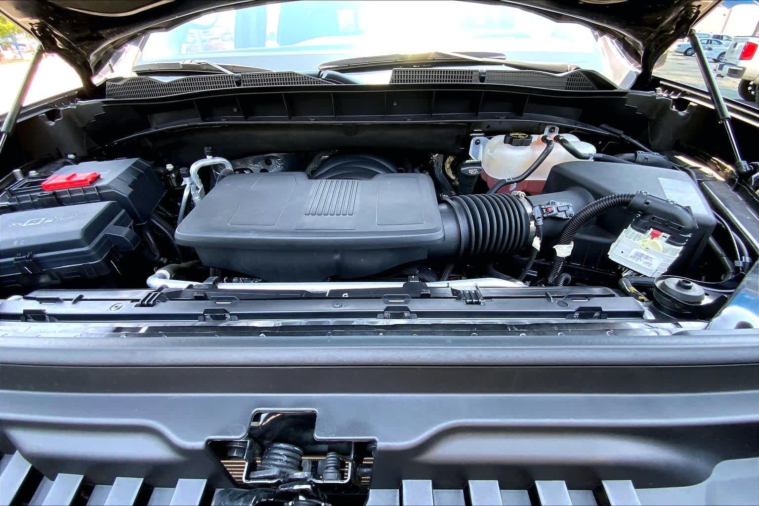 Used 2024 Onyx Black GMC Denali image 32