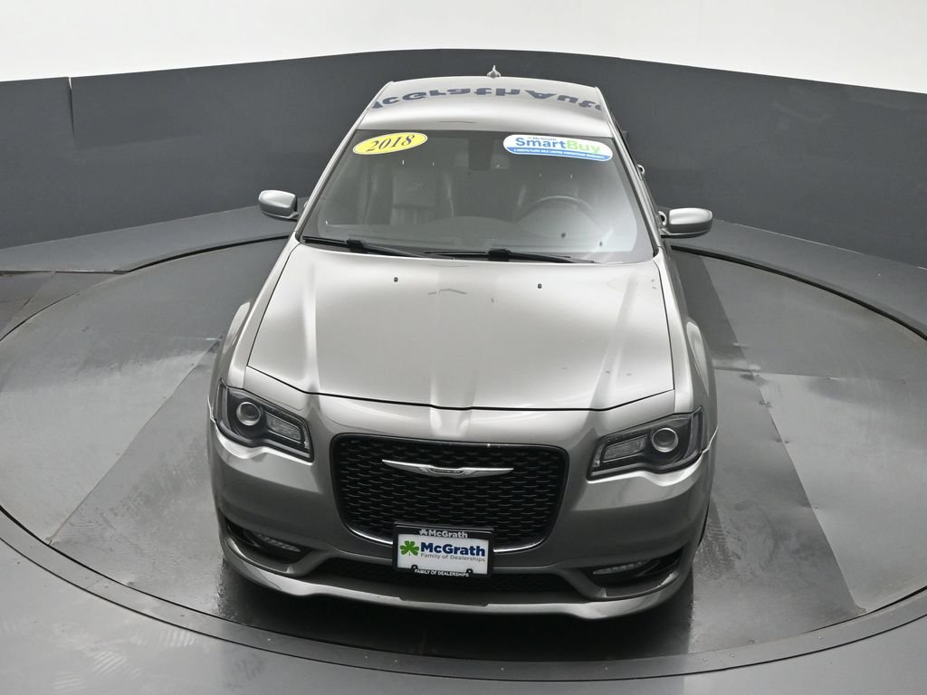 Used 2018 White Chrysler S image 27