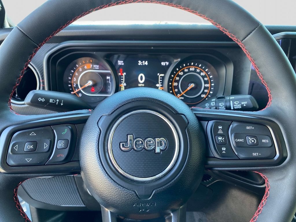 Used 2025 Gray Jeep Rubicon image 22