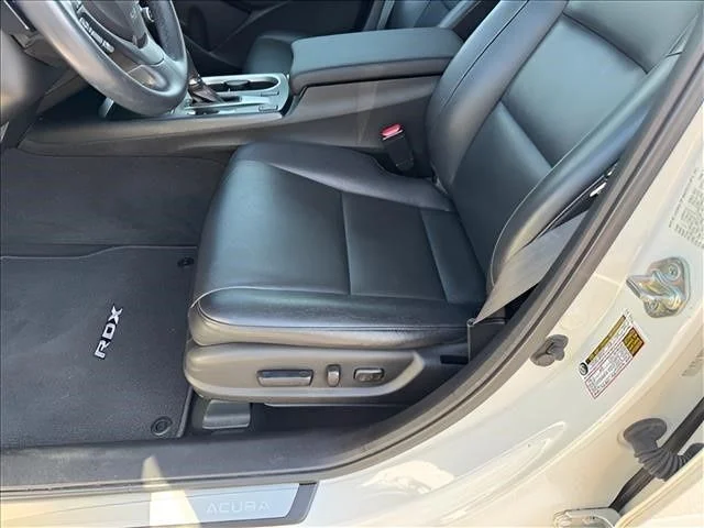 Used 2017 White Acura Base image 6