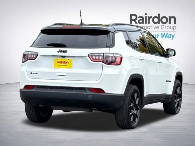 Used 2023 Bright White Clearcoat Jeep Latitude image 5