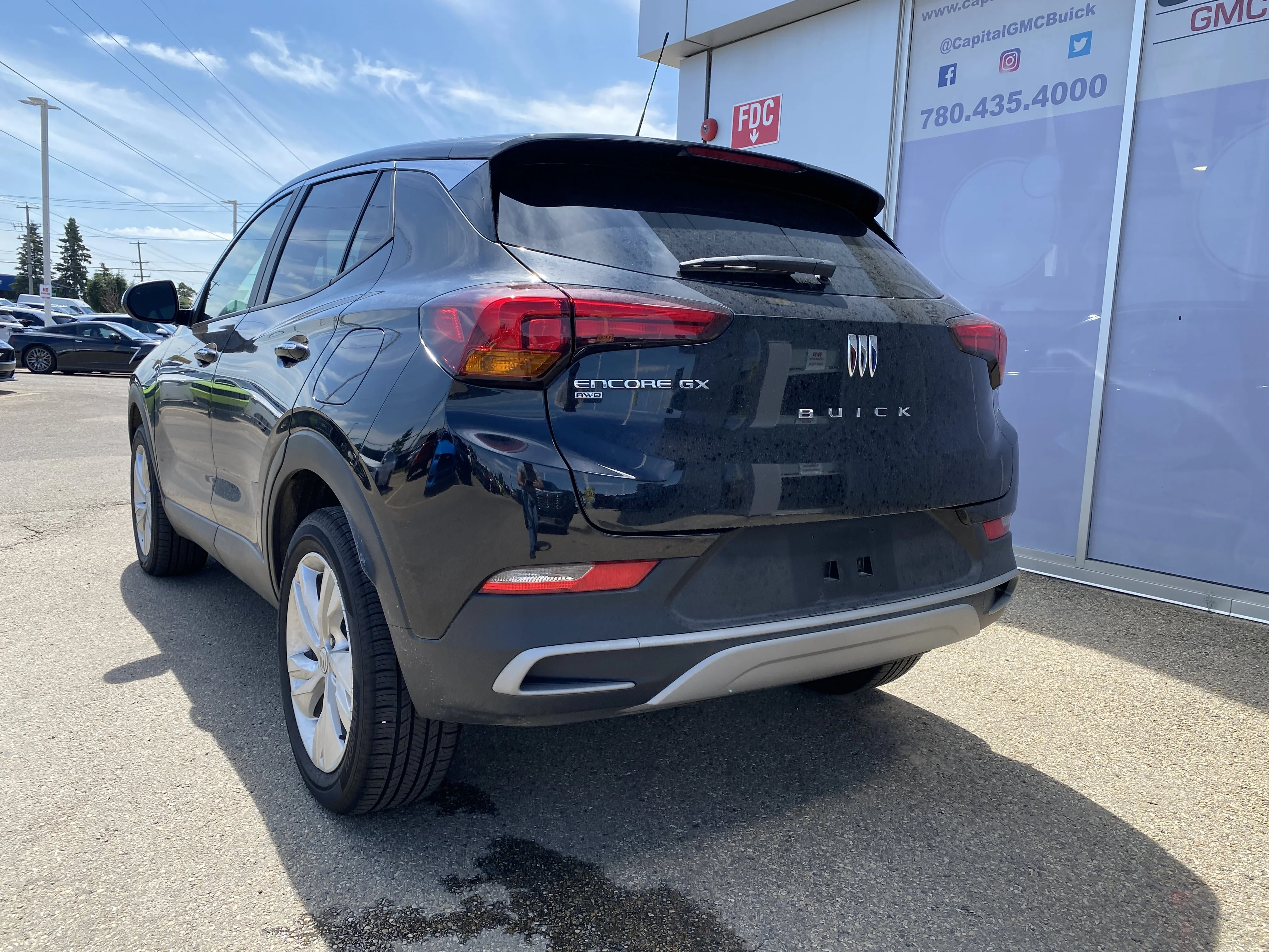 Used 2026 Black Buick Preferred AWD * HEATED SEATS * LANE DEPARTURE WARNING * image 3