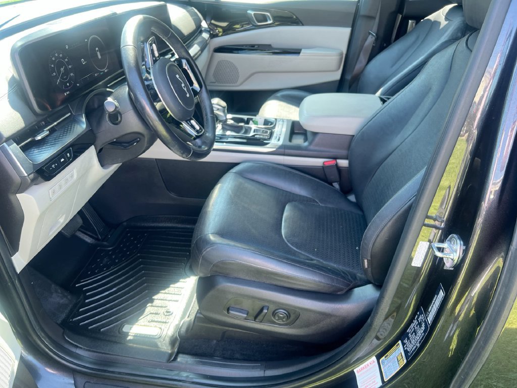 Used 2023 Gray Kia SX Prestige image 13