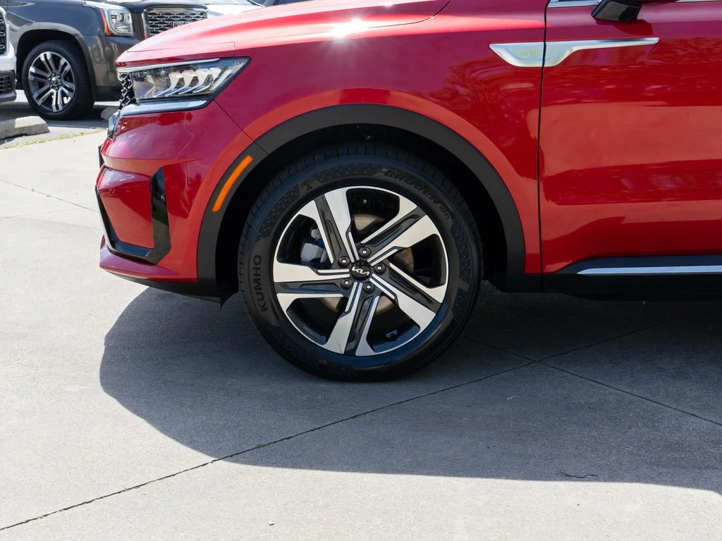 Used 2023 Red Kia EX image 28