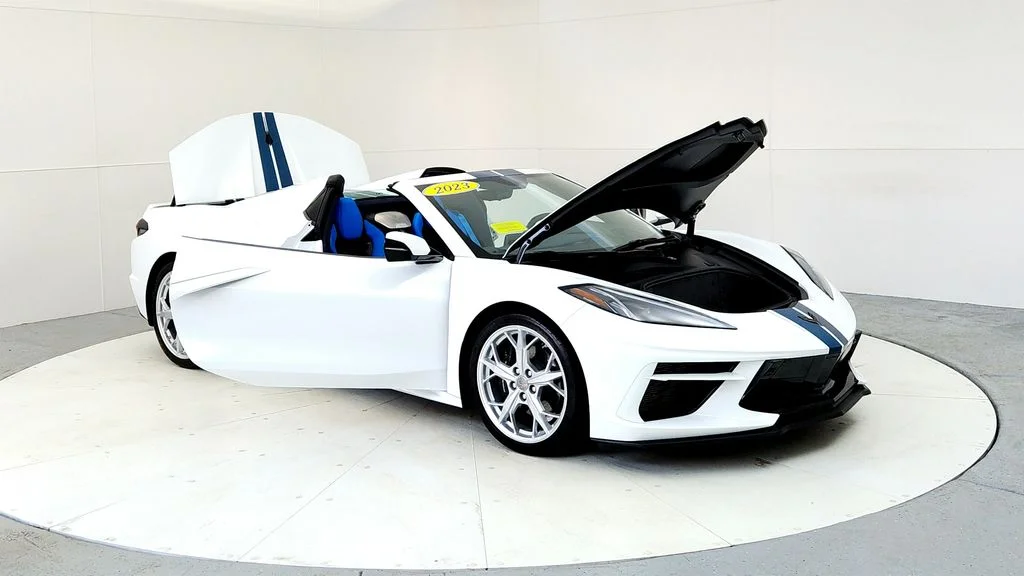 2023 Chevrolet Corvette 3LT - Photo 12