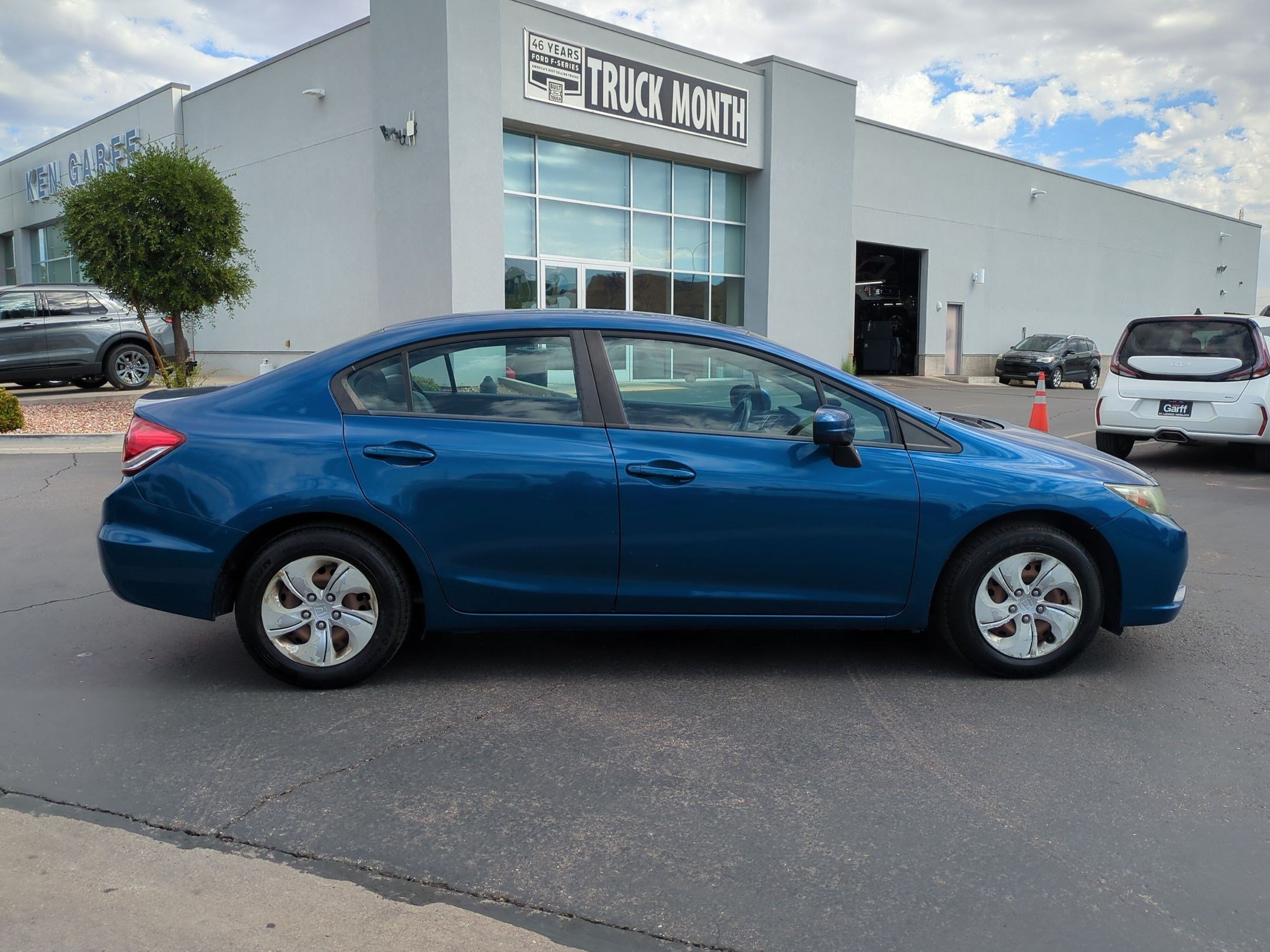 Used 2014 Honda Civic LX with VIN 19XFB2F53EE043653 for sale in St. George, UT