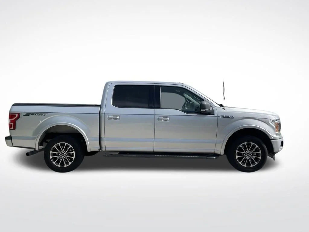 Used 2019 Ingot Silver Ford XLT image 4