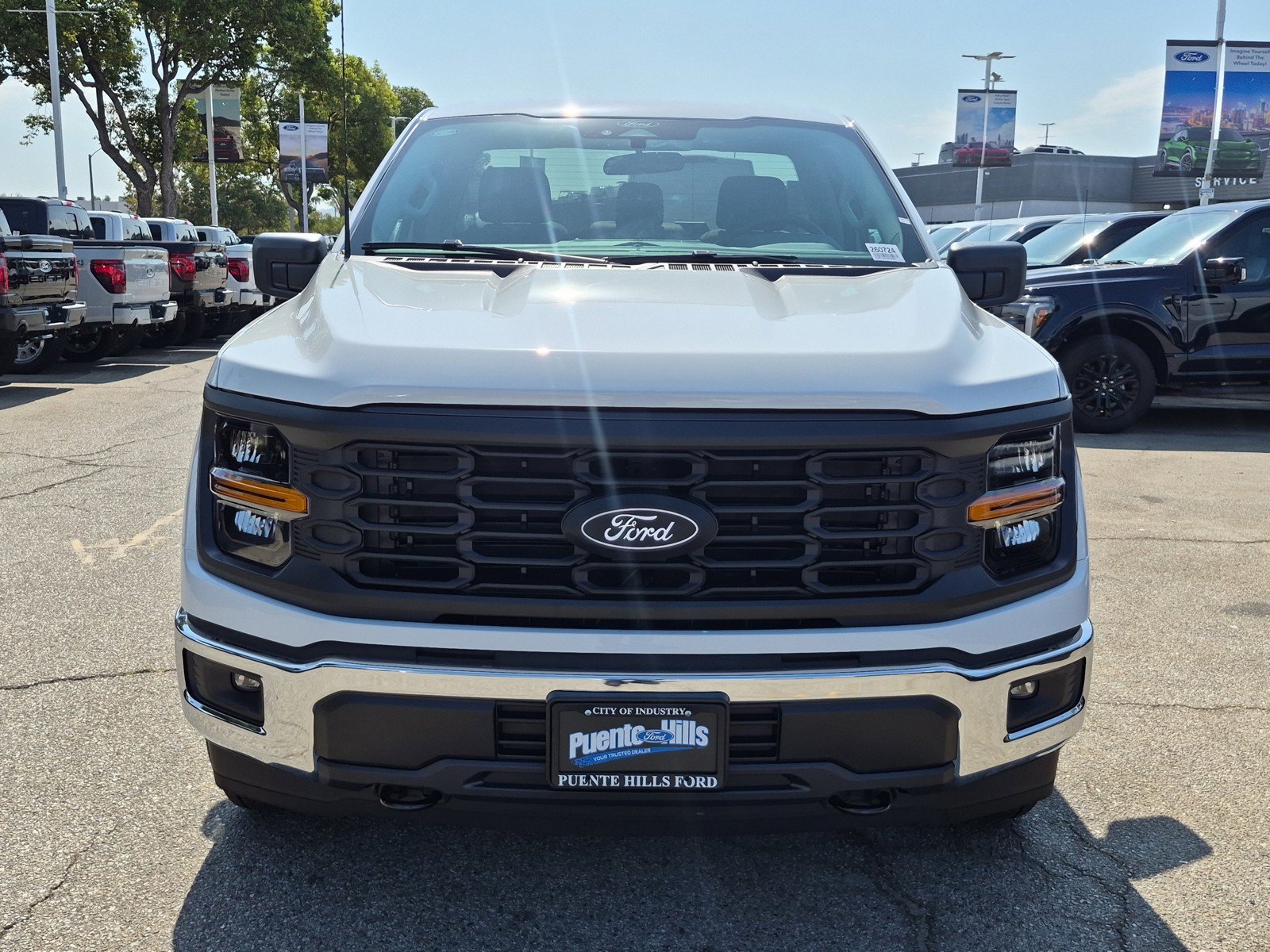 New 2026 Oxford White Ford XL image 2
