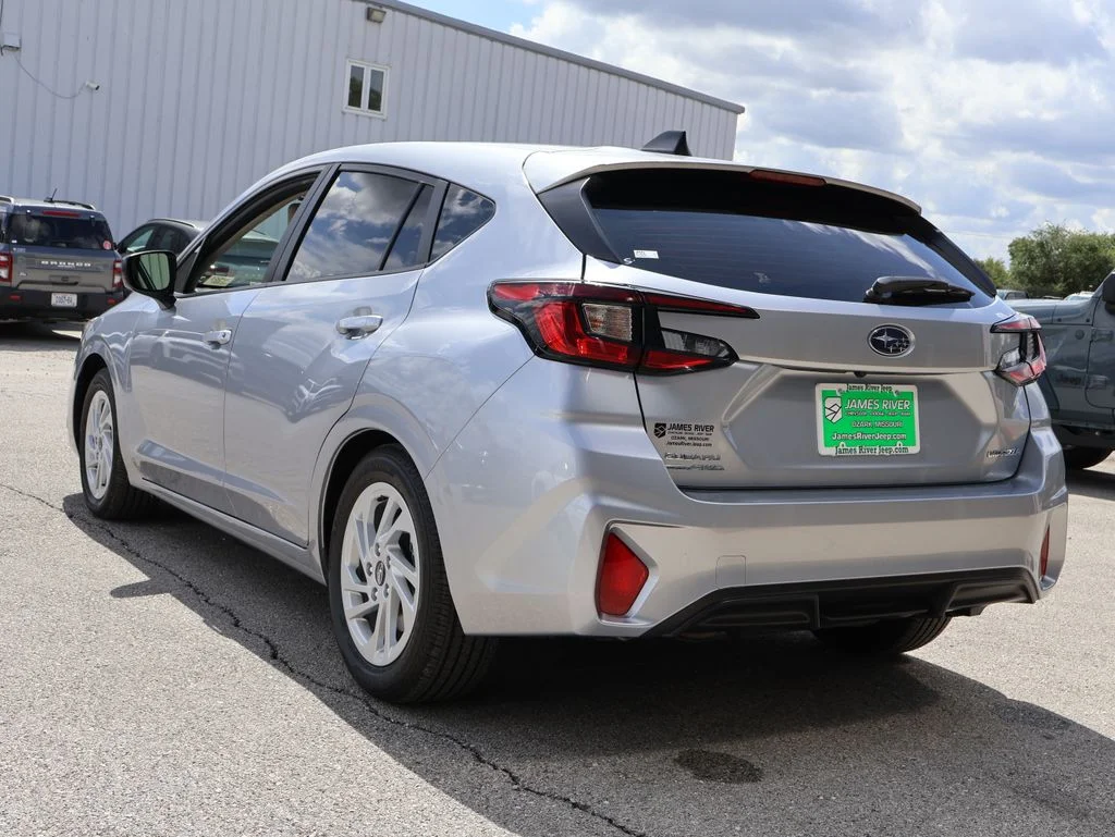 Used 2024 Silver Subaru Base image 3