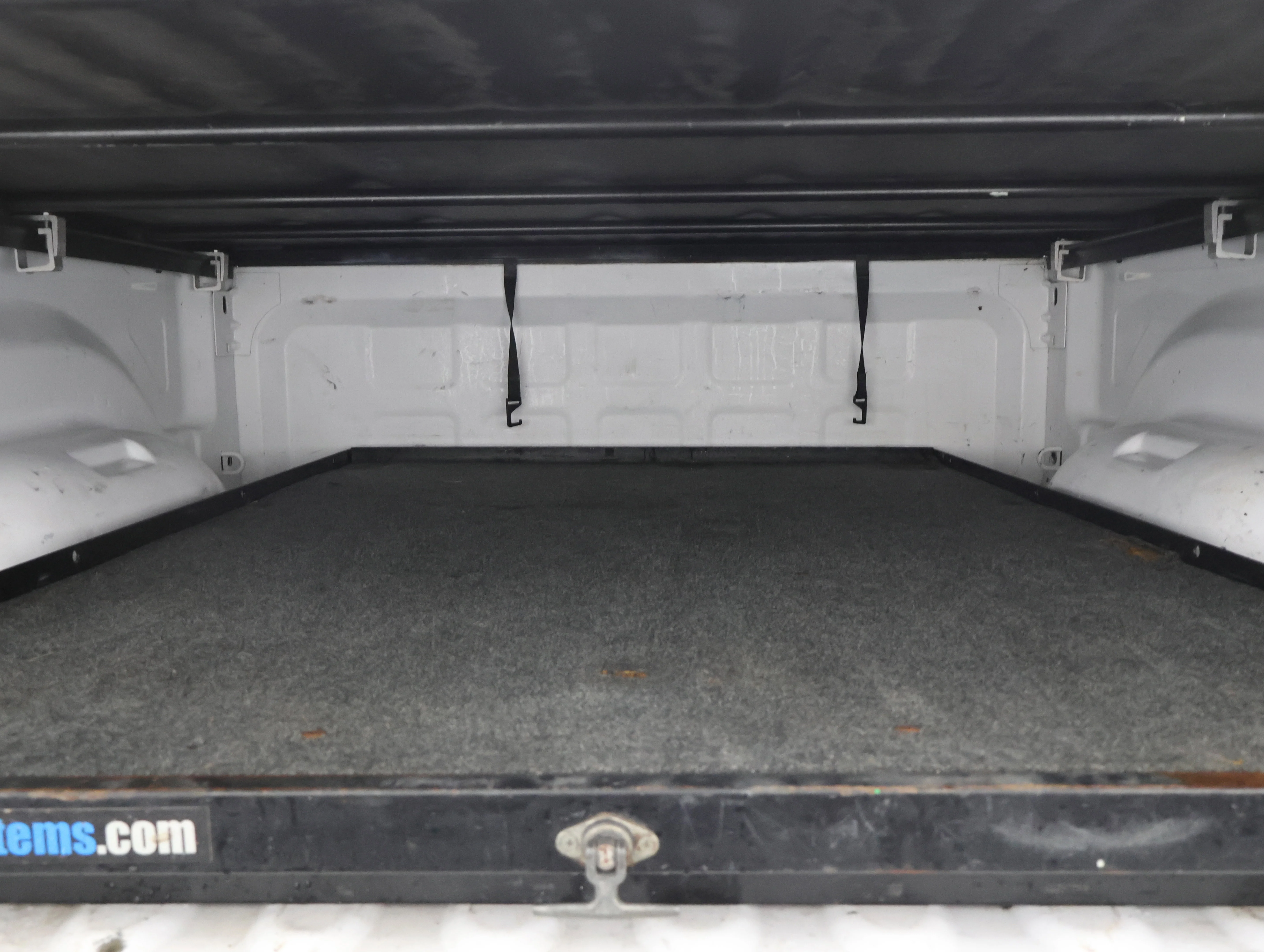 Used 2018 Bright White Clearcoat Ram Big Horn image 28