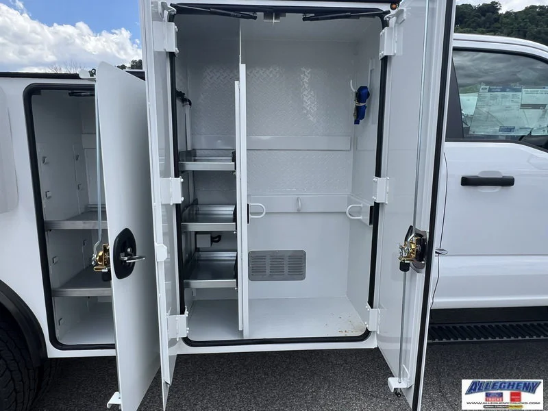 2025 Ford F-600 Super Duty Chassis Cab XL - Photo 16