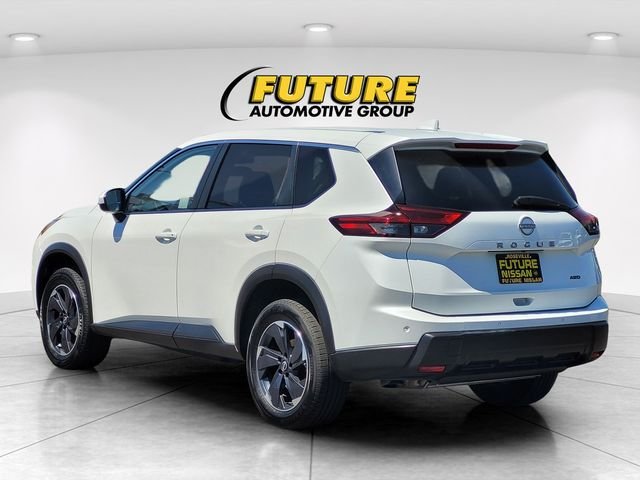 Used 2025 White Nissan SV image 7