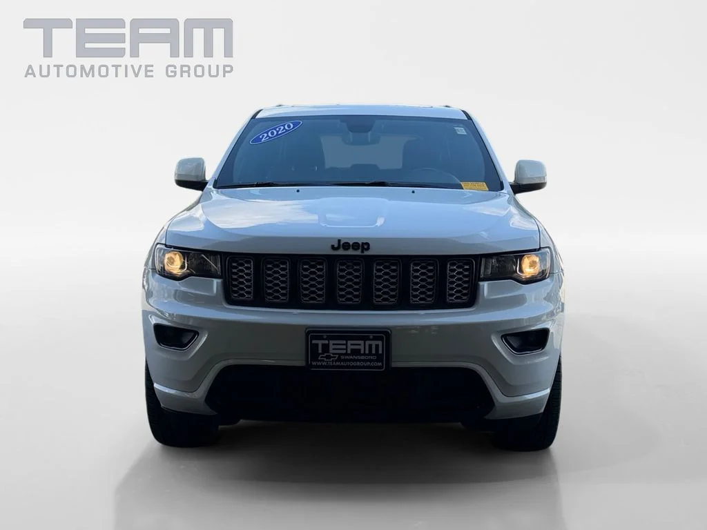 Used 2020 White Jeep Altitude image 2