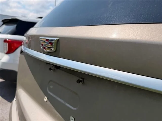 Used 2022 Brown Cadillac Premium Luxury image 17