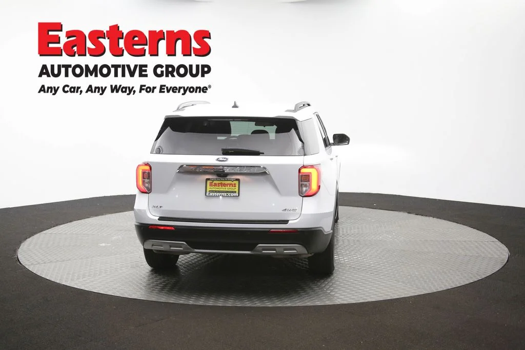 Used 2022 White Ford XLT image 38