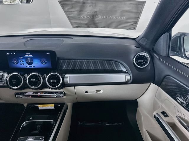 Used 2026 Gray Mercedes-Benz GLB 250 image 23