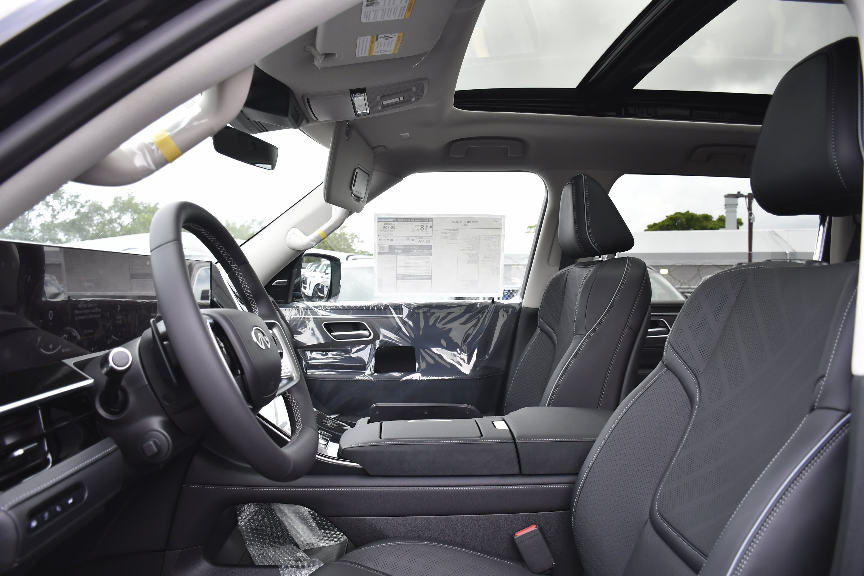 New 2026 BLACK OBSIDIAN INFINITI Luxe 2WD image 24
