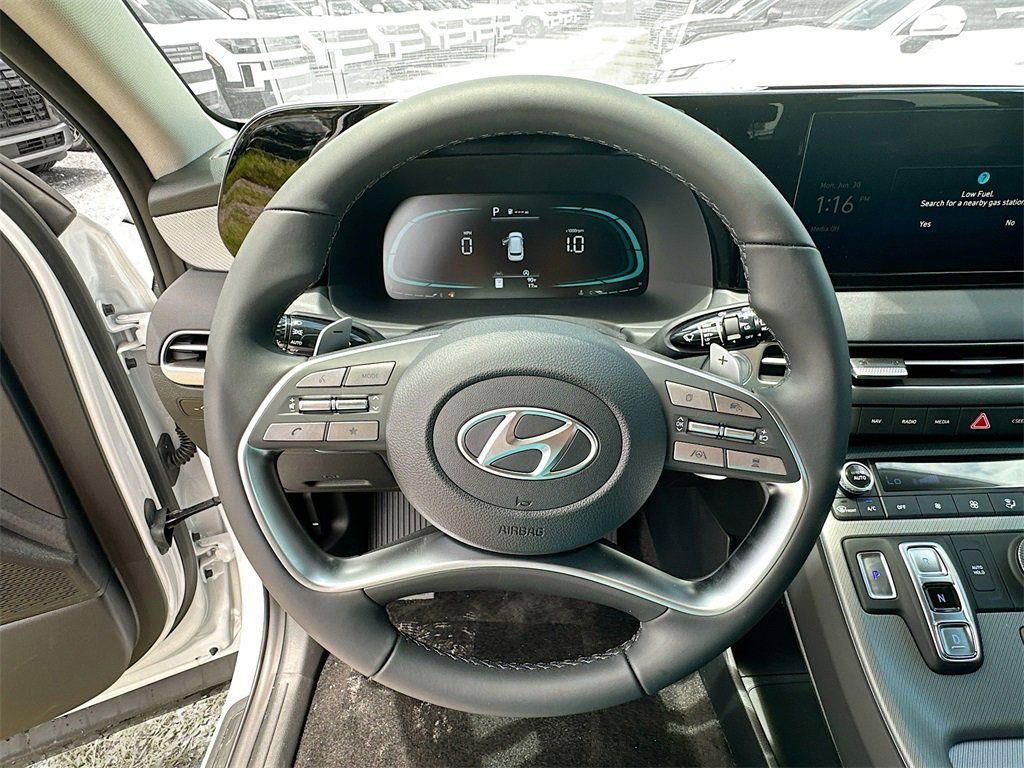 Used 2025 White Hyundai XRT image 7