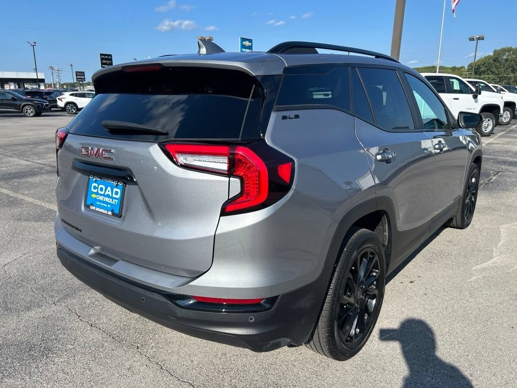 Used 2023 STERLING METALLIC GMC SLE image 3