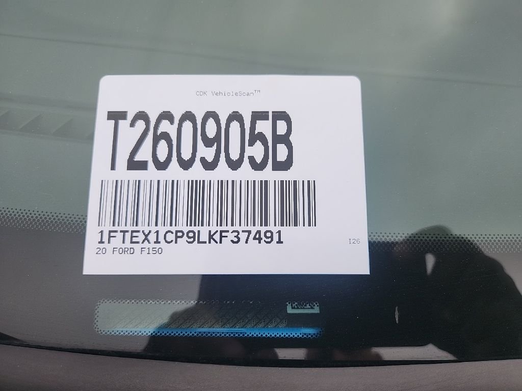 Used 2020 Blue Ford XL image 5