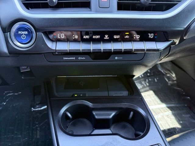 2021 Lexus UX Hybrid 250h - Photo 24