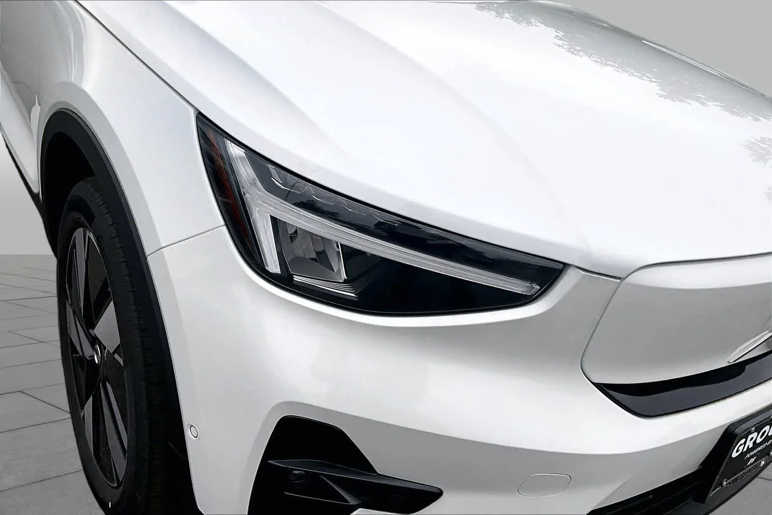 New 2026 WHITE Volvo Plus image 15