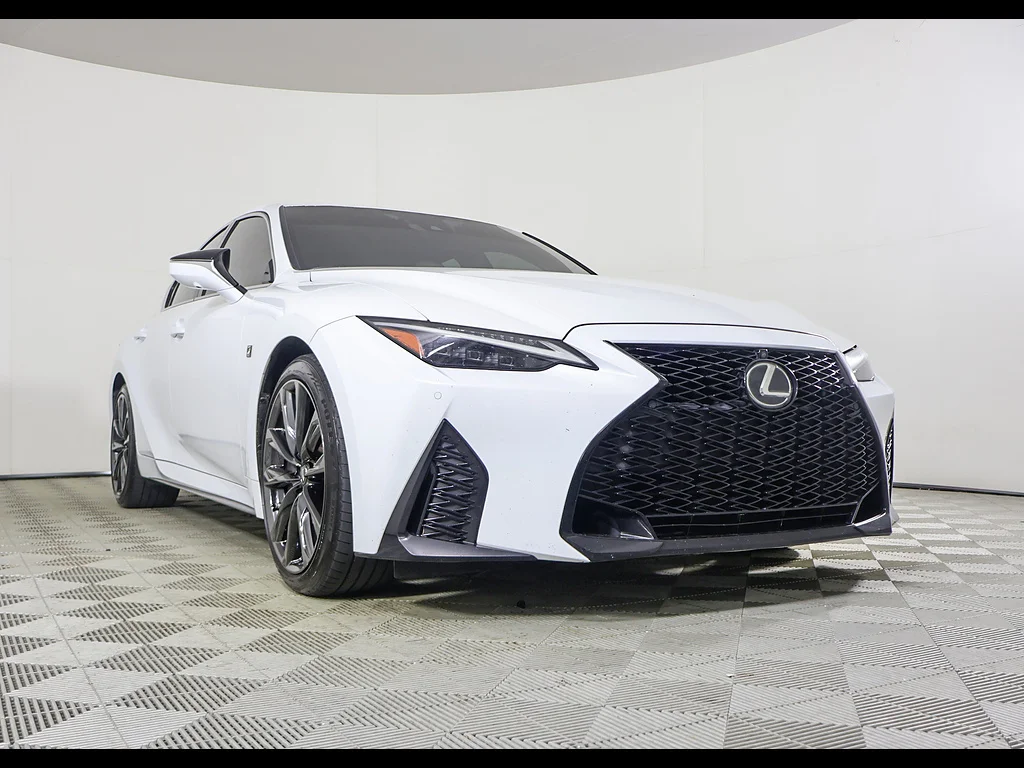 2021 Lexus IS