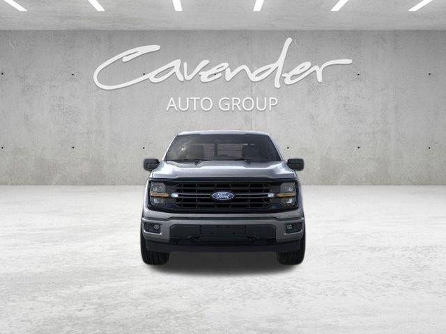 New 2026 Carbonized Gray Metallic Ford XLT image 7