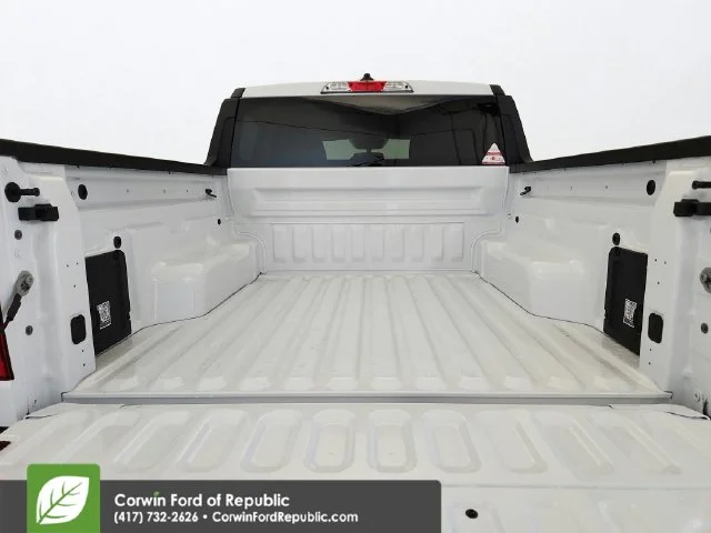 New 2026 Oxford White Ford XL image 22