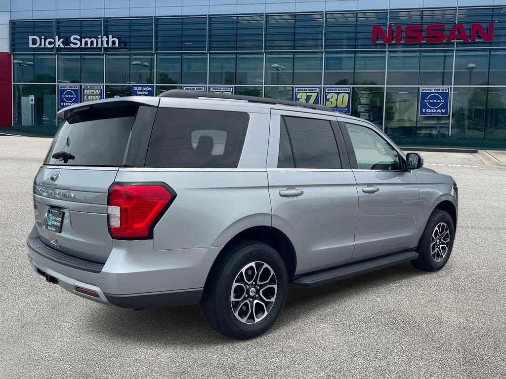 Used 2024 Silver Ford XLT image 6