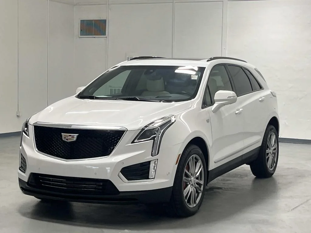 Used 2024 Crystal White Tricoat Cadillac Sport image 4