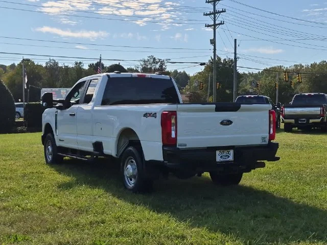 Used 2023 White Ford XL image 11