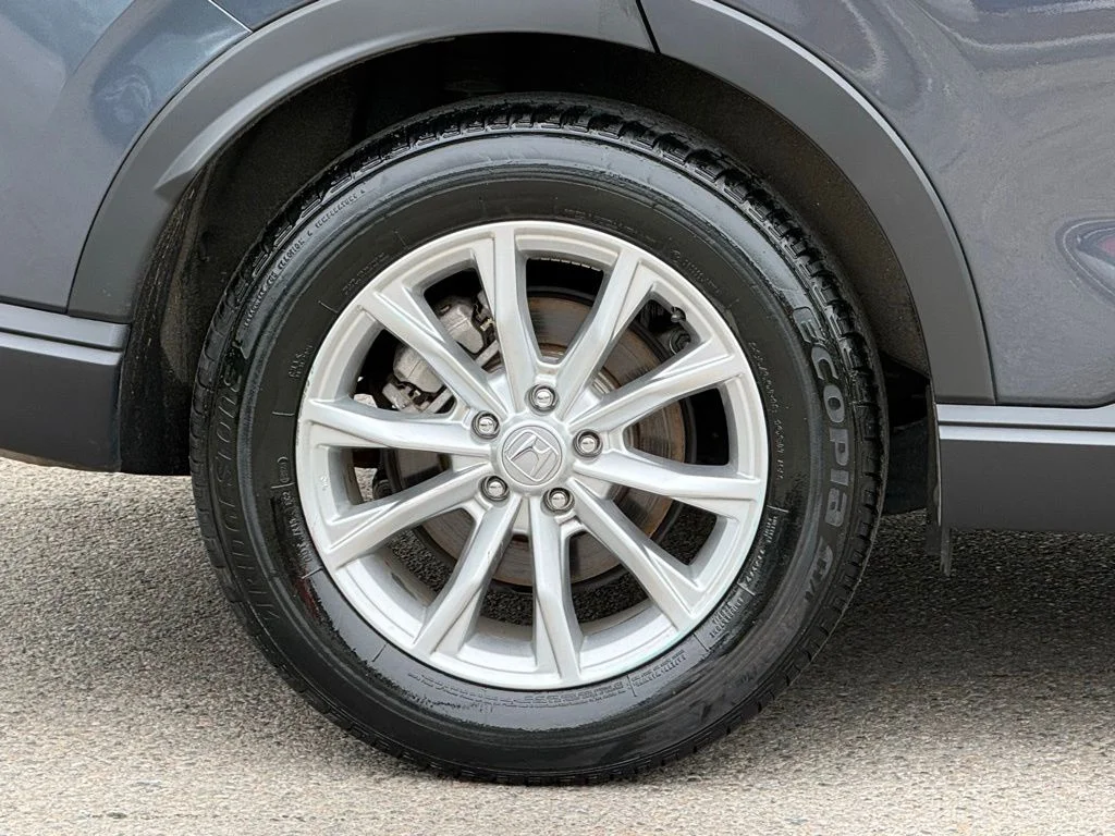 Used 2024 Gray Honda EX-L image 7