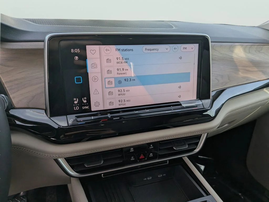 New 2026 Gray Volkswagen 2.0T SE w/Technology image 17