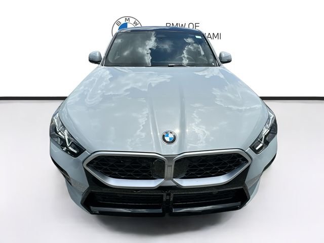 New 2026 Gray BMW xDrive28i image 2